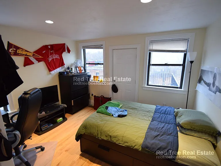 1203 Beacon St #5A — Photo 6