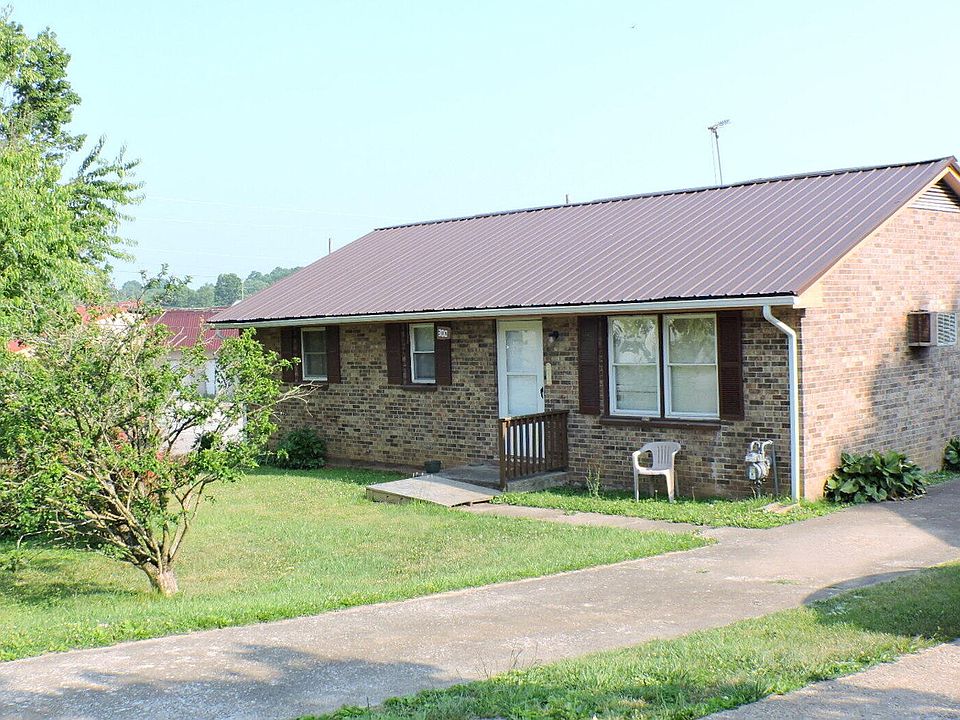1st image of 300 Ashgrove Dr