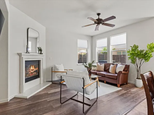 1869 Mammoth Way, Sacramento, CA 95834