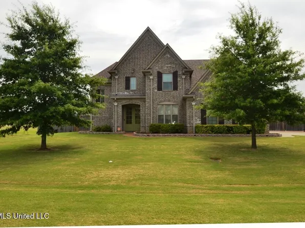 8146 Wisteria Dr, Olive Branch, MS 38654