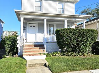 56 4th Ave APT 3, East Rockaway, NY 11518