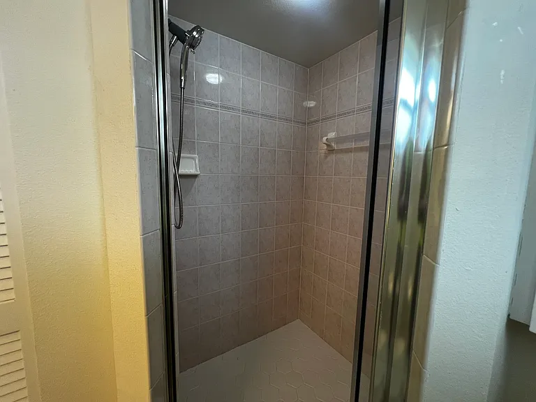 126 Broadmoor Ln — Photo 22