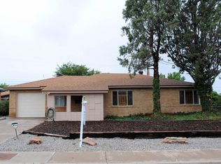 8406 Candelaria Rd NE, Albuquerque, NM 87112