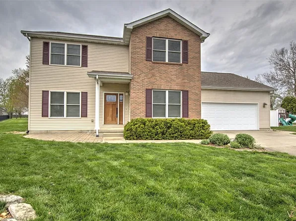 130 Kensington Ct, Mt Zion, IL 62549