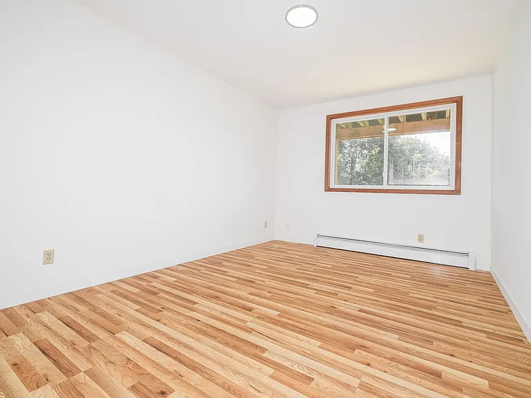 15433 22nd Ave SW — Photo 16