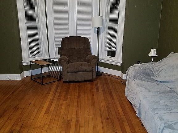 First floor livingroom