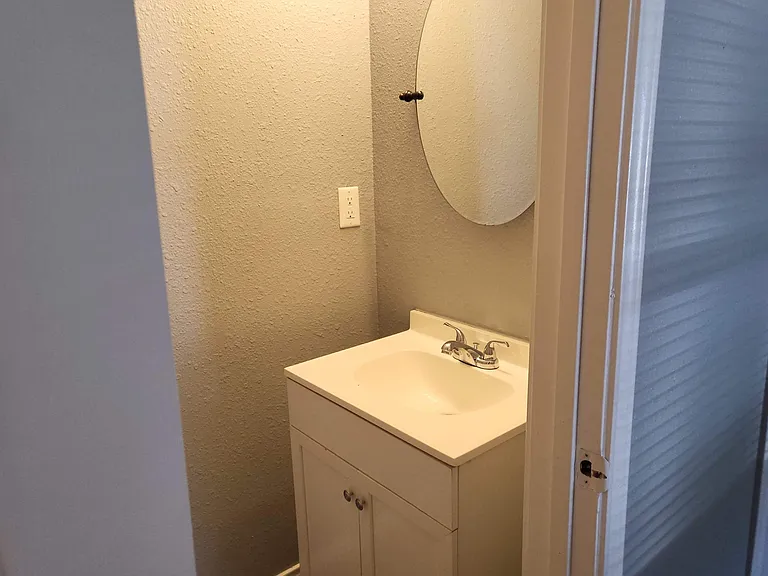 5317 N Johnstown Ave — Photo 9