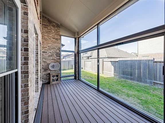 5th image of 4515 Clara Rose Ln