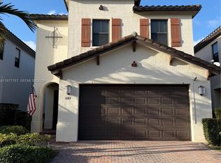 3483 W 97th St, Hialeah, FL 33018
