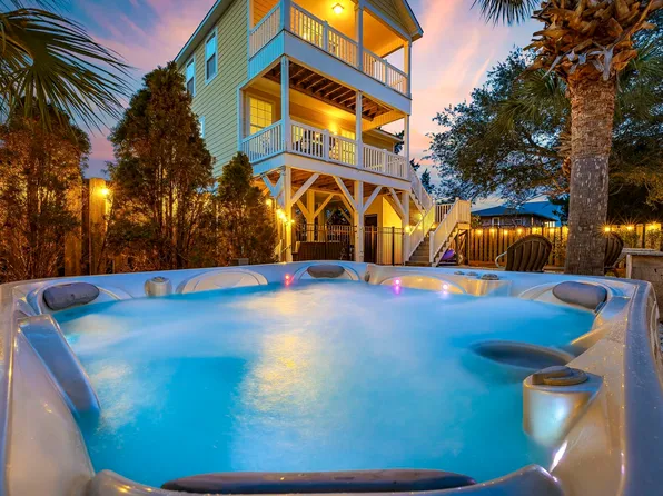 122 Rainbow Dr., Murrells Inlet, SC 29576