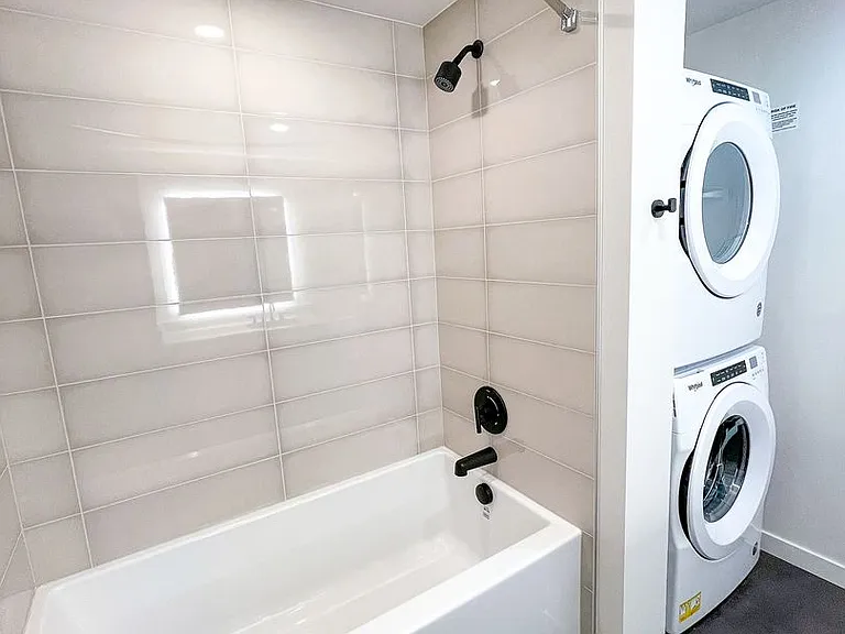 Parque Kirkland Apartments — Photo 15