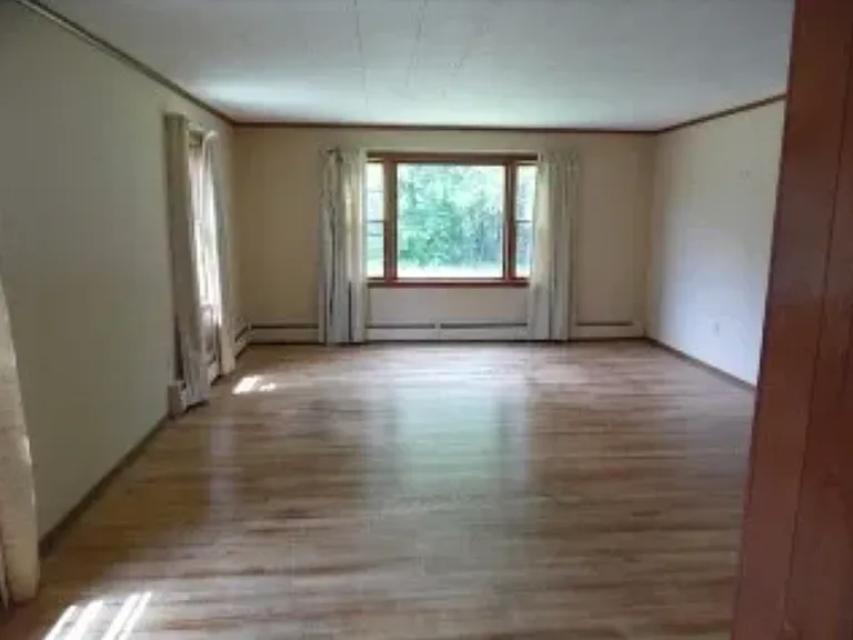 3954 S Everett Ave #1 — Photo 3