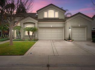 8987 Beckington Dr, Elk Grove, CA 95624