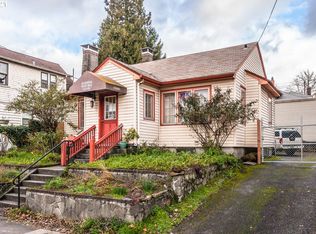 3351 NE Broadway St, Portland, OR 97232