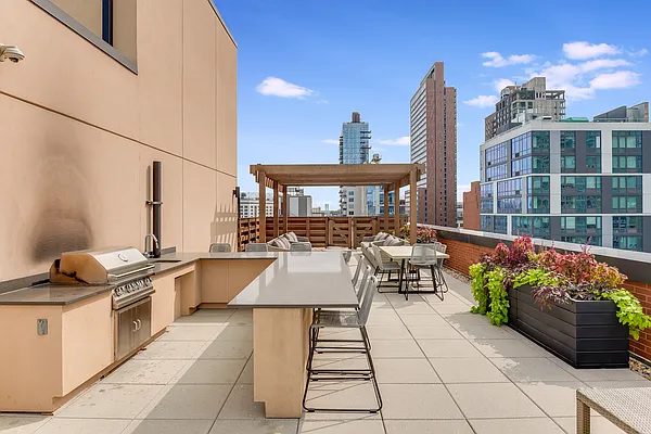 Rented by Compass | media 6