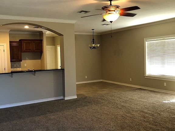 2nd image of 4214 Lexington Pl