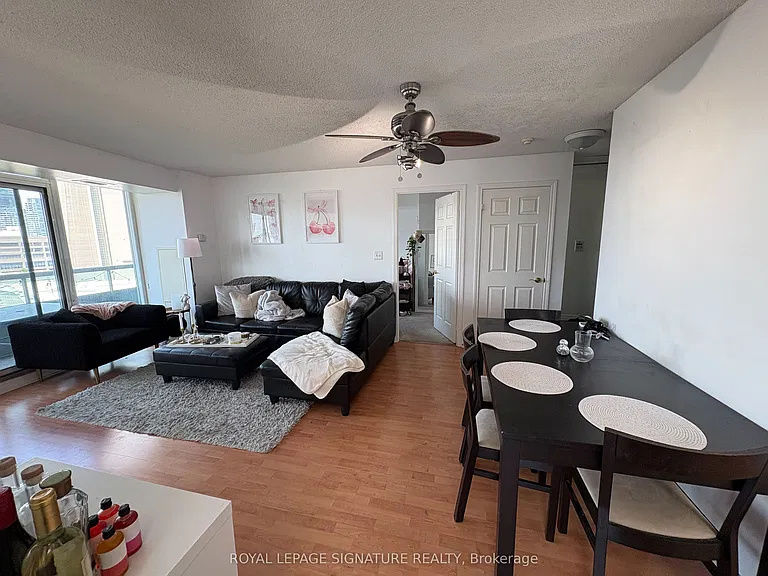 51 Lower Simcoe St #1708 — Photo 2
