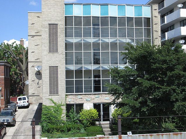 1st image of 938 North Blvd APT 303