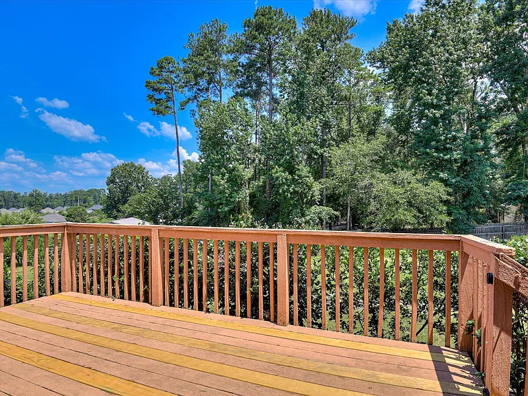 158 Kenilworth Dr — Photo 45
