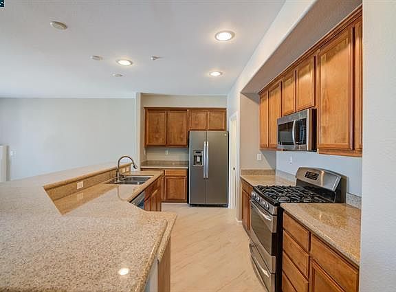 5th image of 3678 Finnian Way #3678