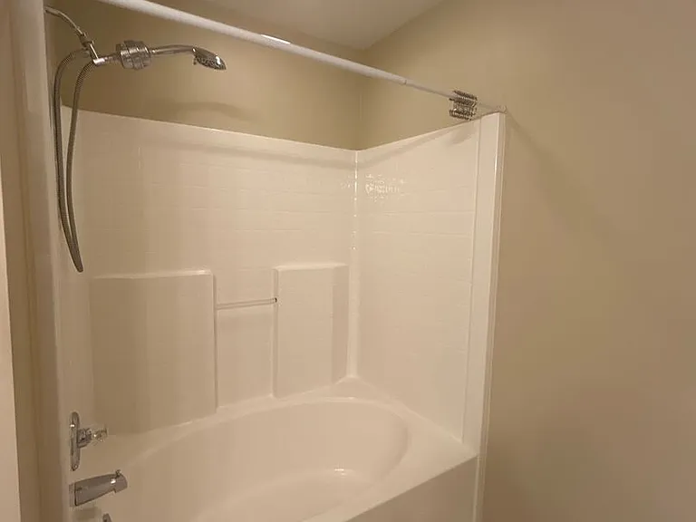 5619 Fetzer Ave NW — Photo 11