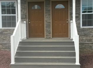 18 Owen St, Forty Fort, PA 18704