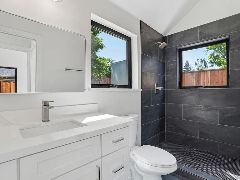 229 Steven Cir — Photo 12