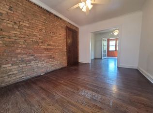 929 W George St, Chicago, IL 60657