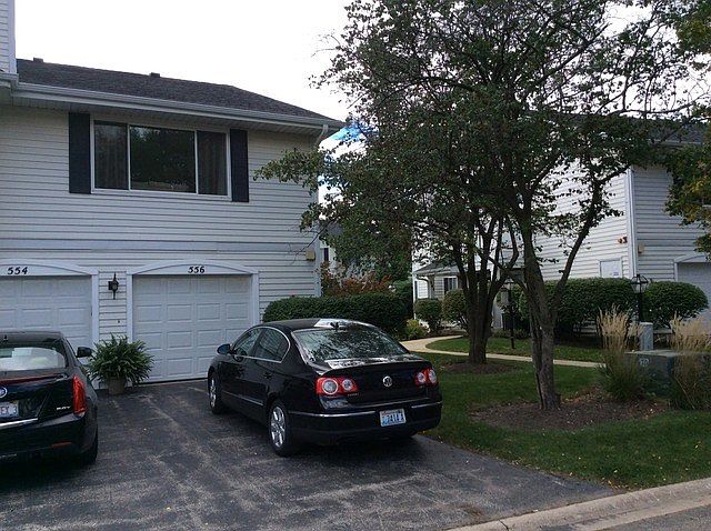 1st image of 556 Willowcreek Ct
