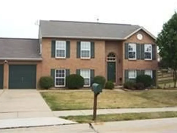 2500 Alysheba Dr, Burlington, KY 41005