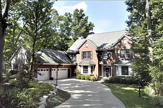 6343 E Bay Ln photo 1