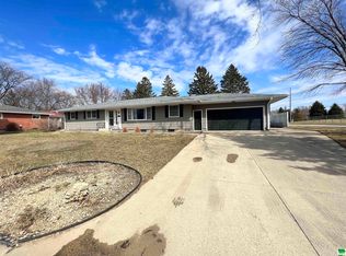 1101 Lincoln Rd, Storm Lake, IA 50588