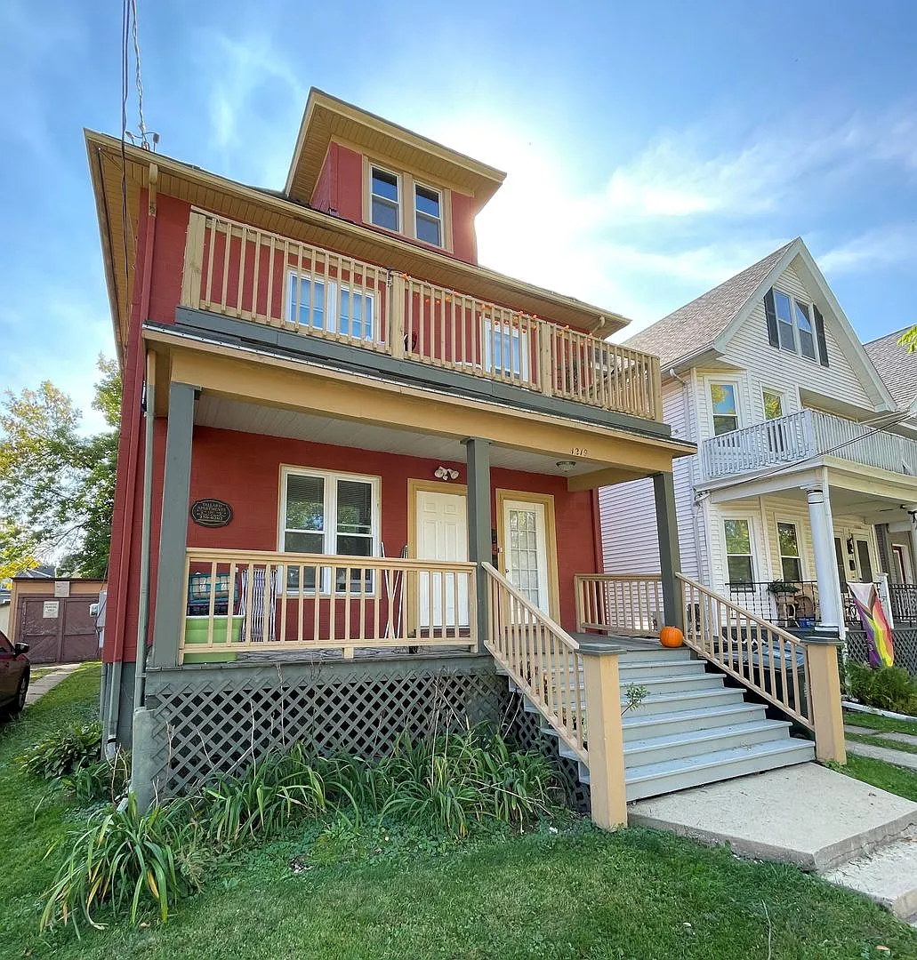 1219 Mound St. — Photo 1