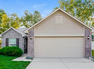 129 Hilltop Farms Blvd, New Whiteland, IN 46184