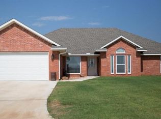 3105 Deer Run, Altus, OK 73521