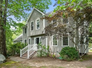 2 Trailside Rd, Medfield, MA 02052