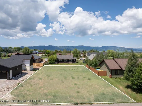171 Alpine Trl, Victor, ID 83455