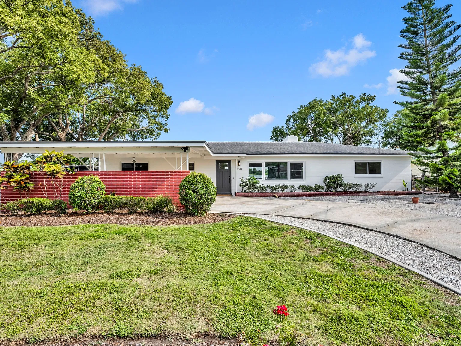 3 bed, 2.5 bath, 2150 sqft, $5,500 — Photo 3