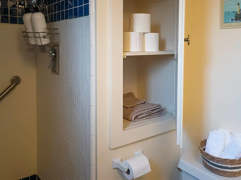 24308 Shrewsbury Cir — Photo 4