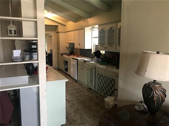 2nd image of 1204 E Saint Johns Ave