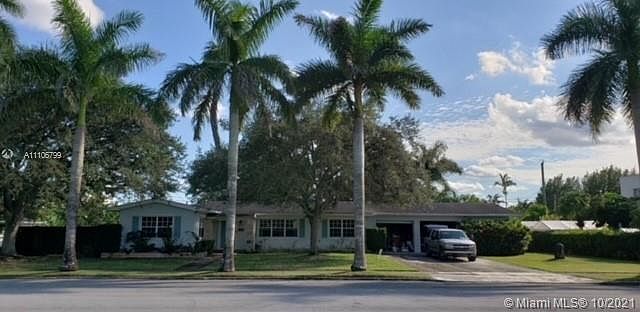 2nd image of 72 NW 20th St