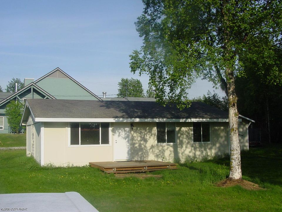 1st image of 8309 Elderberry St
