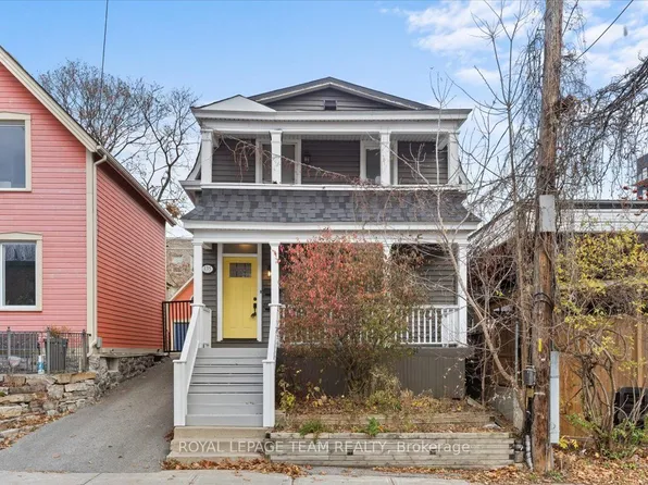 135 Upper Lorne Pl #2, Ottawa, ON K1R 7G8