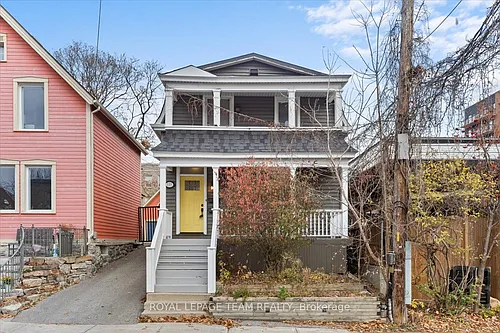 135 Upper Lorne Pl #2 Photo 1
