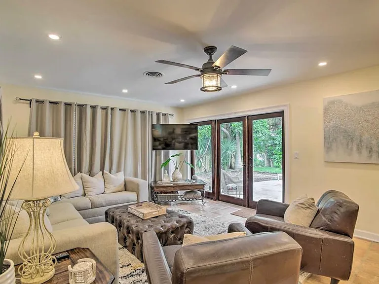 2169 Imperial Point Dr — Photo 4