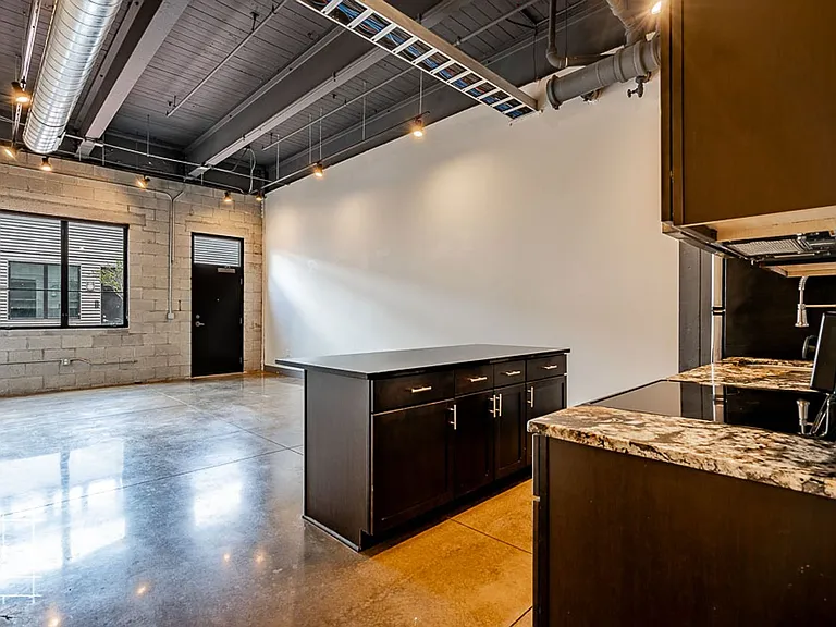 Wonder Bread Lofts — Photo 54