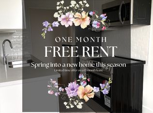 8 Newholm Rd #304, Toronto, ON M8Y 3M4