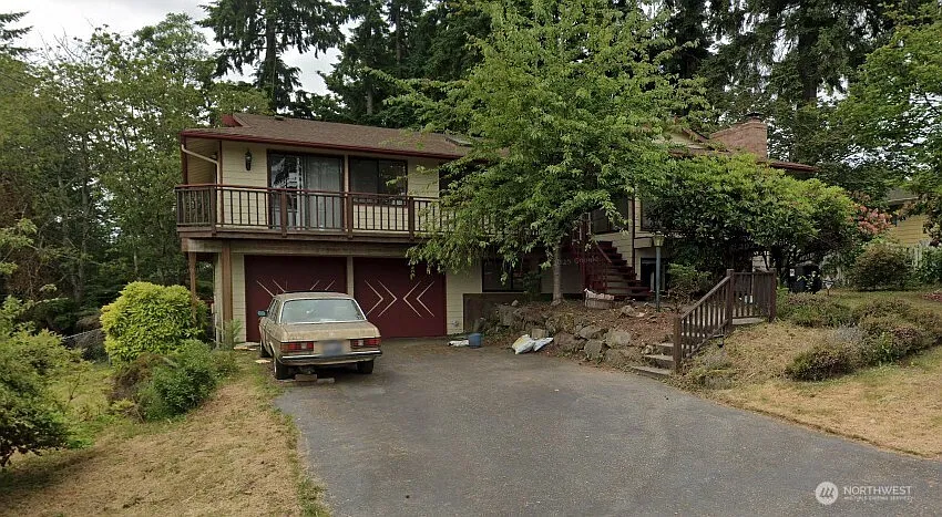 3318 Glacier Peak Avenue photo 1
