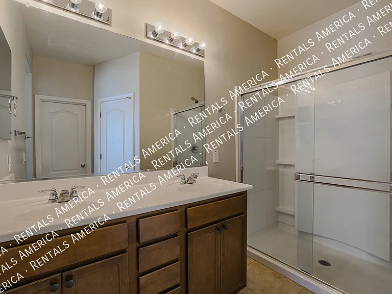 23664 S 209th Ct — Photo 17