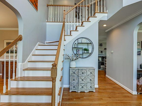 4th image of 1144 Cedar Rock Dr